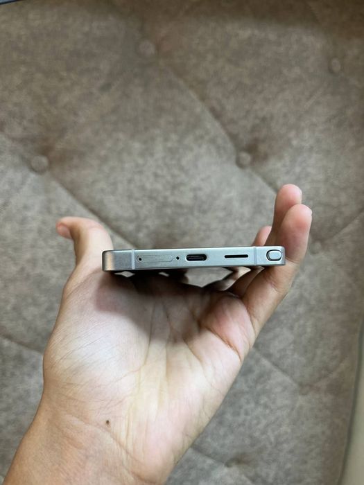 Samsung galaxy s25 ultra 5G 12/256gb Snapdragon 8 elite