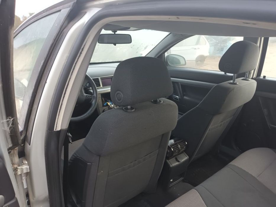 Dezmembrari  Opel VECTRA C  2002  > 2009 2.0 DTi Motorina