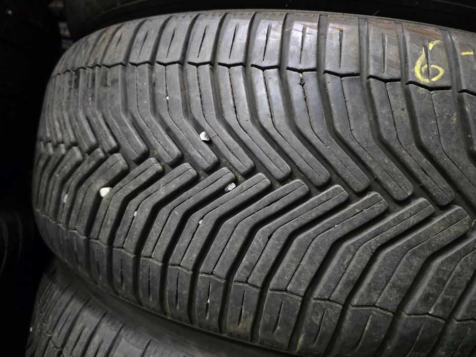 4бр Всесезонни гуми 235 60 18 - Michelin - DOT 2023