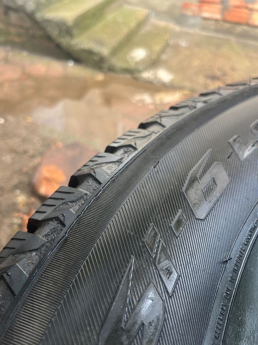 Зимни гуми TOYO като нови размер 255/70 R18 113H