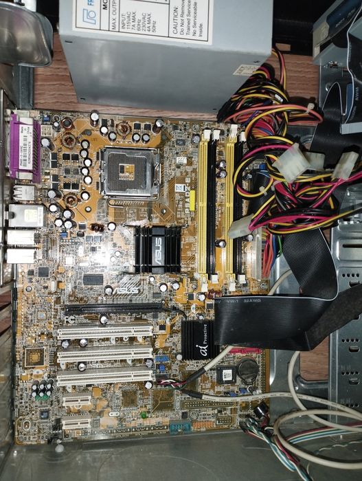 Продам материнскую плату