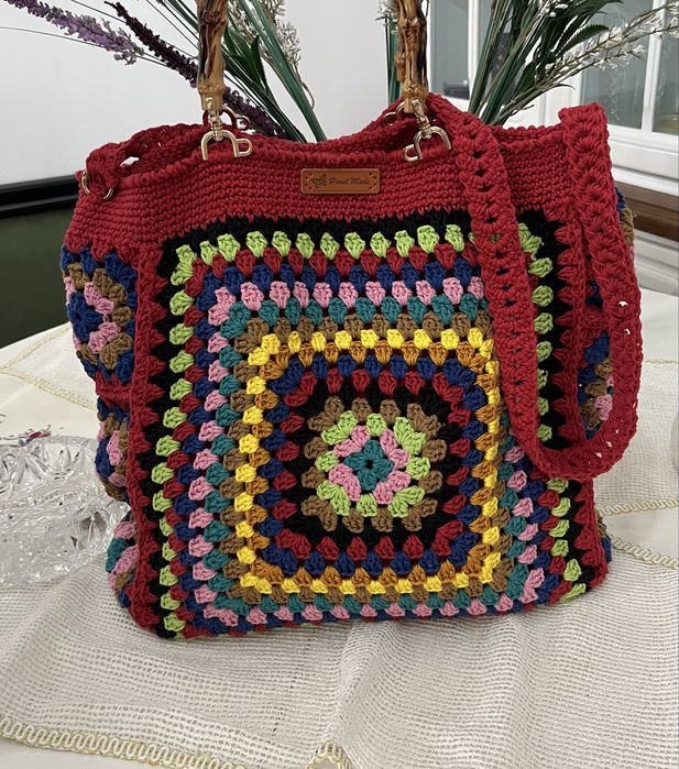 Geantă boemă Handmade din Macramé – Unicat & Cu Stil