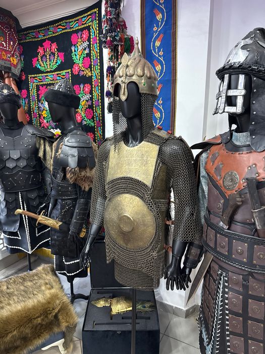 Оригинал Доспехи Турков Османов Бейликоа