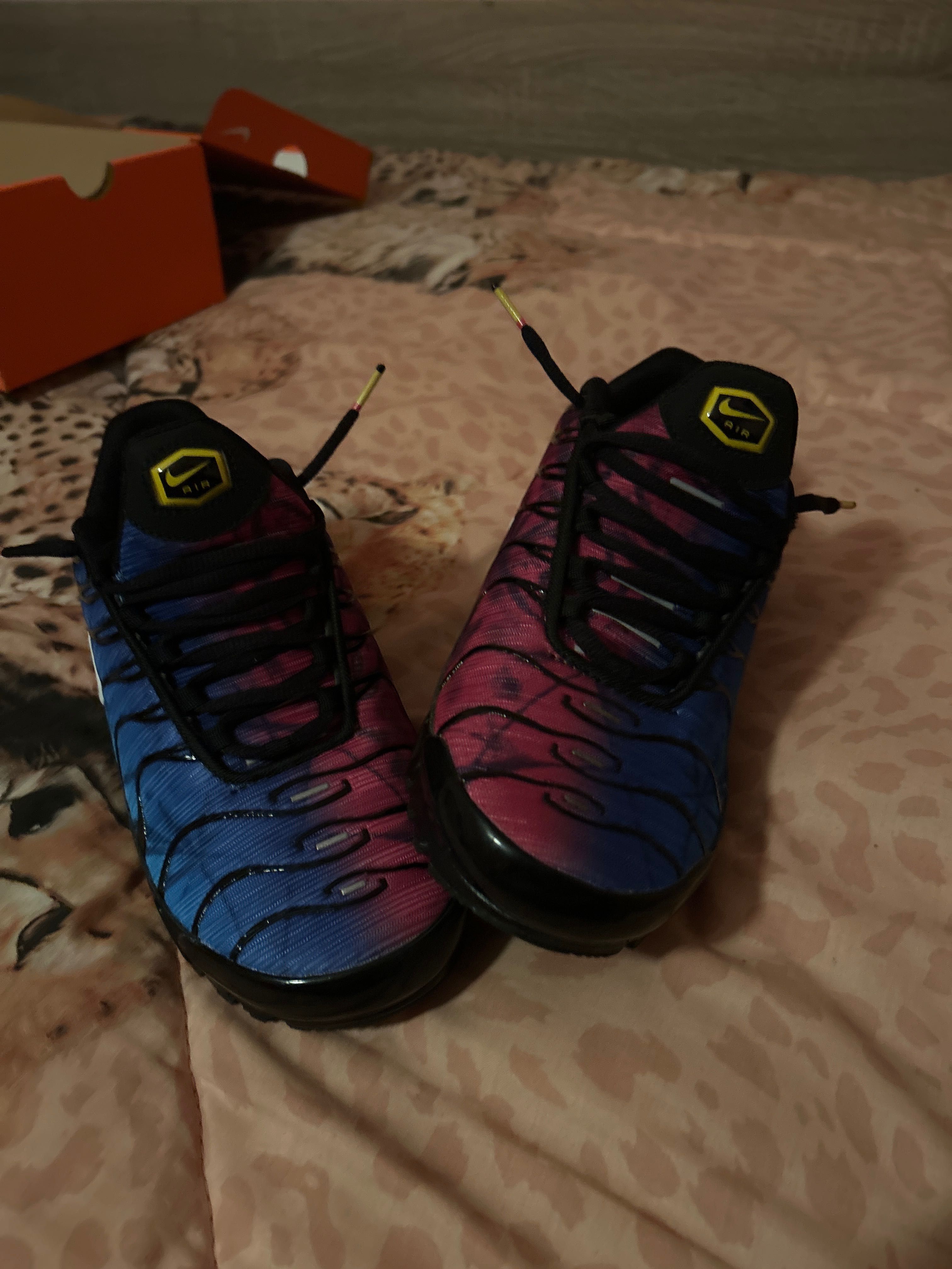 Неизползвани Обувки Nike TN