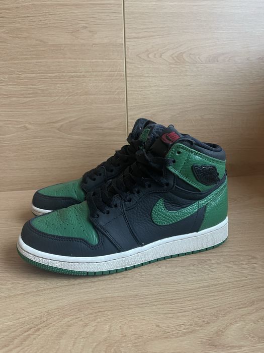 Nike Jordan 1 Retro High Pine Green