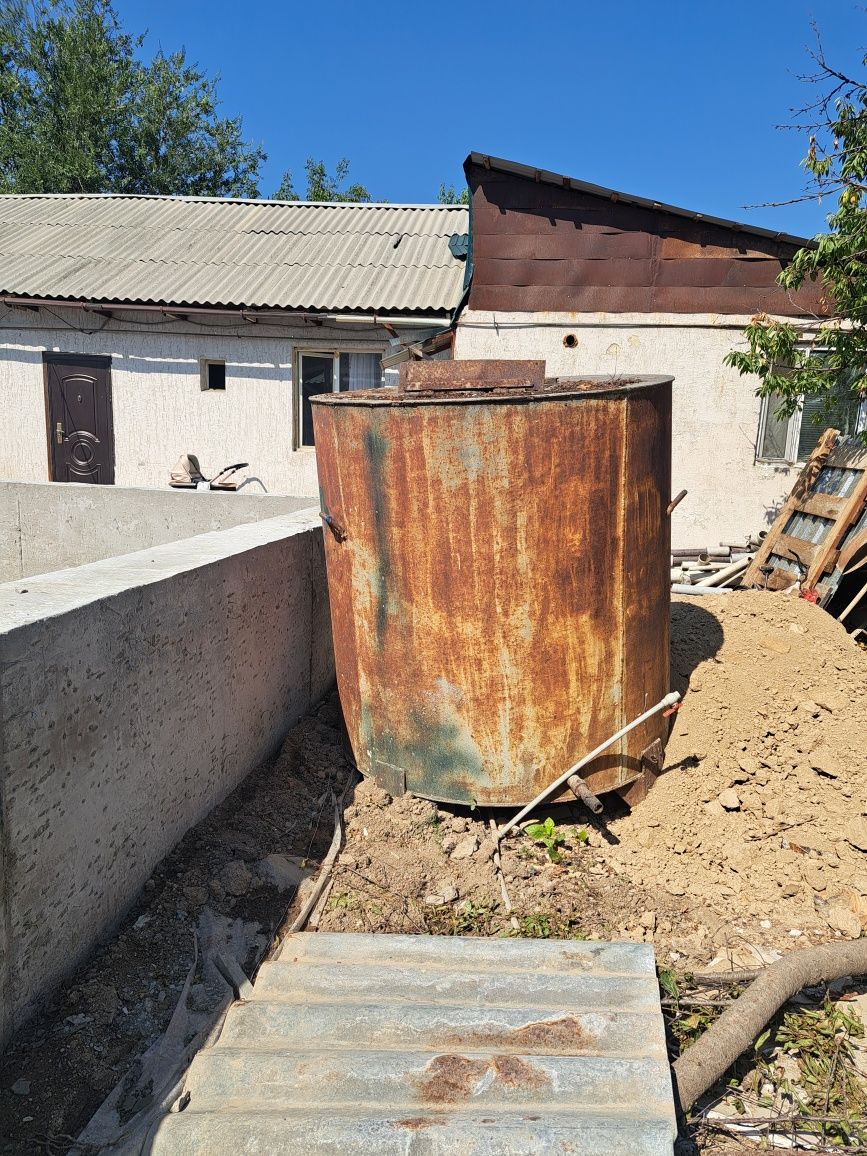 Продам железную бочку