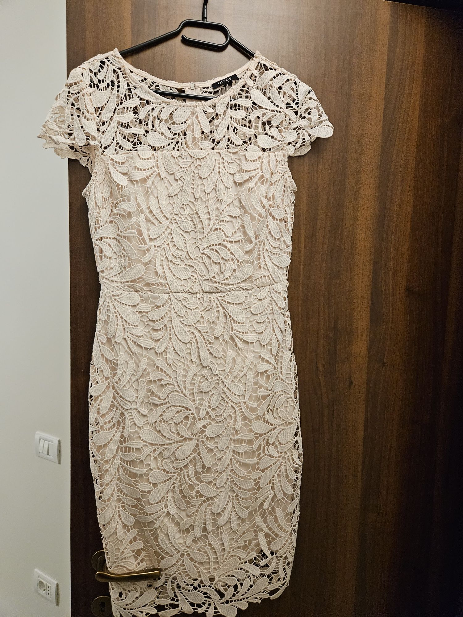 Rochie Orsay dantela roz pudra