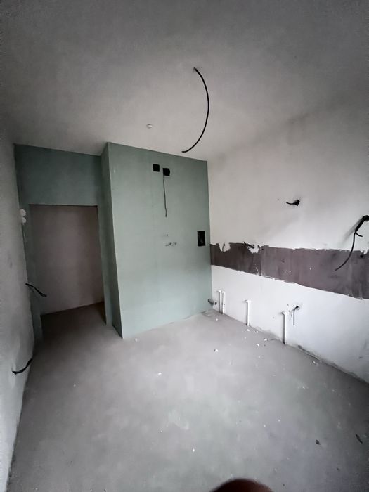 O’rekzor bozor 2 xona srochni sotiladi