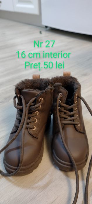 Vând încălțăminte băiat mărimi 26-27