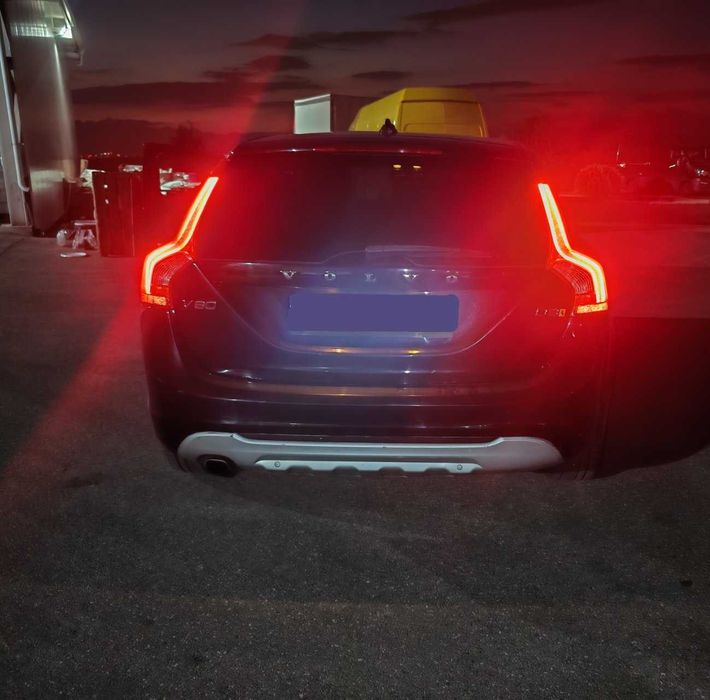 VOLVO V60 D3 163k.c