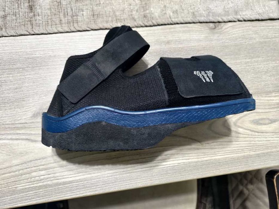 Следоперативна ортопедична обувка Hallux Valgus