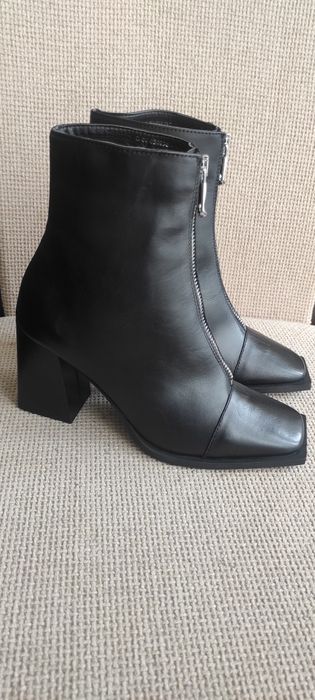 ASOS дамски боти от естествена кожа