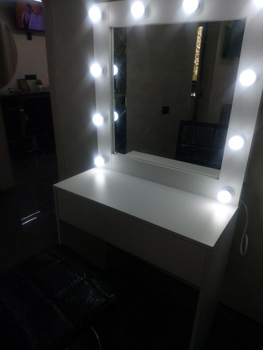 Сдвются в аренду,рабочие места для визажиста,