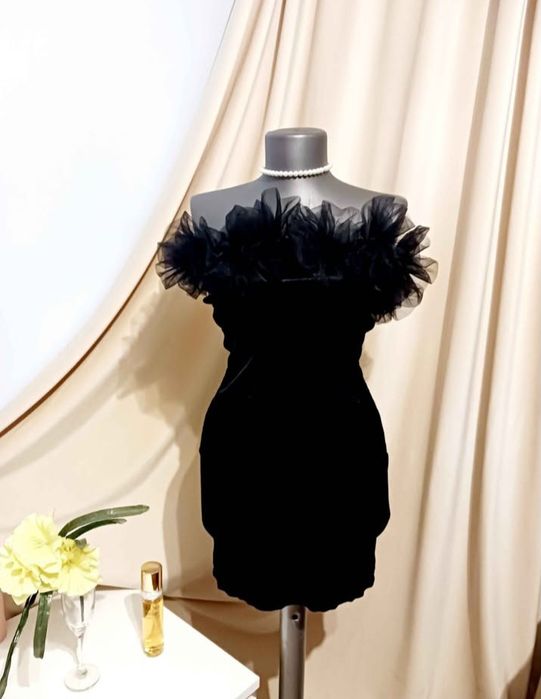 Rochie de ocazie neagra foarte eleganta
