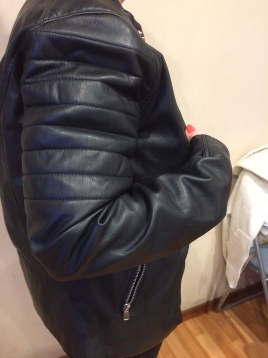 Мъжко кожено Pull Bear