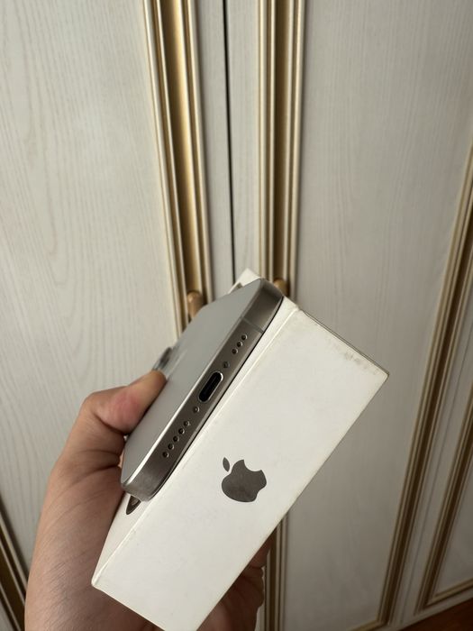 iPhone 15Pro128GbNatural