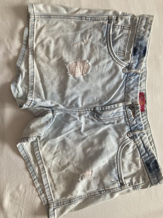 Pantaloni scurti L