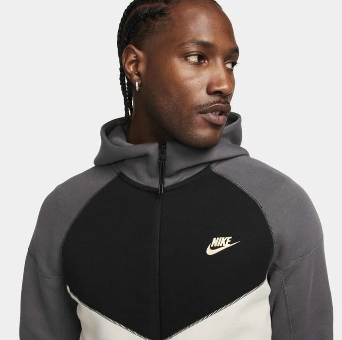 Nike Tech Fleece WindRunner Sportswear