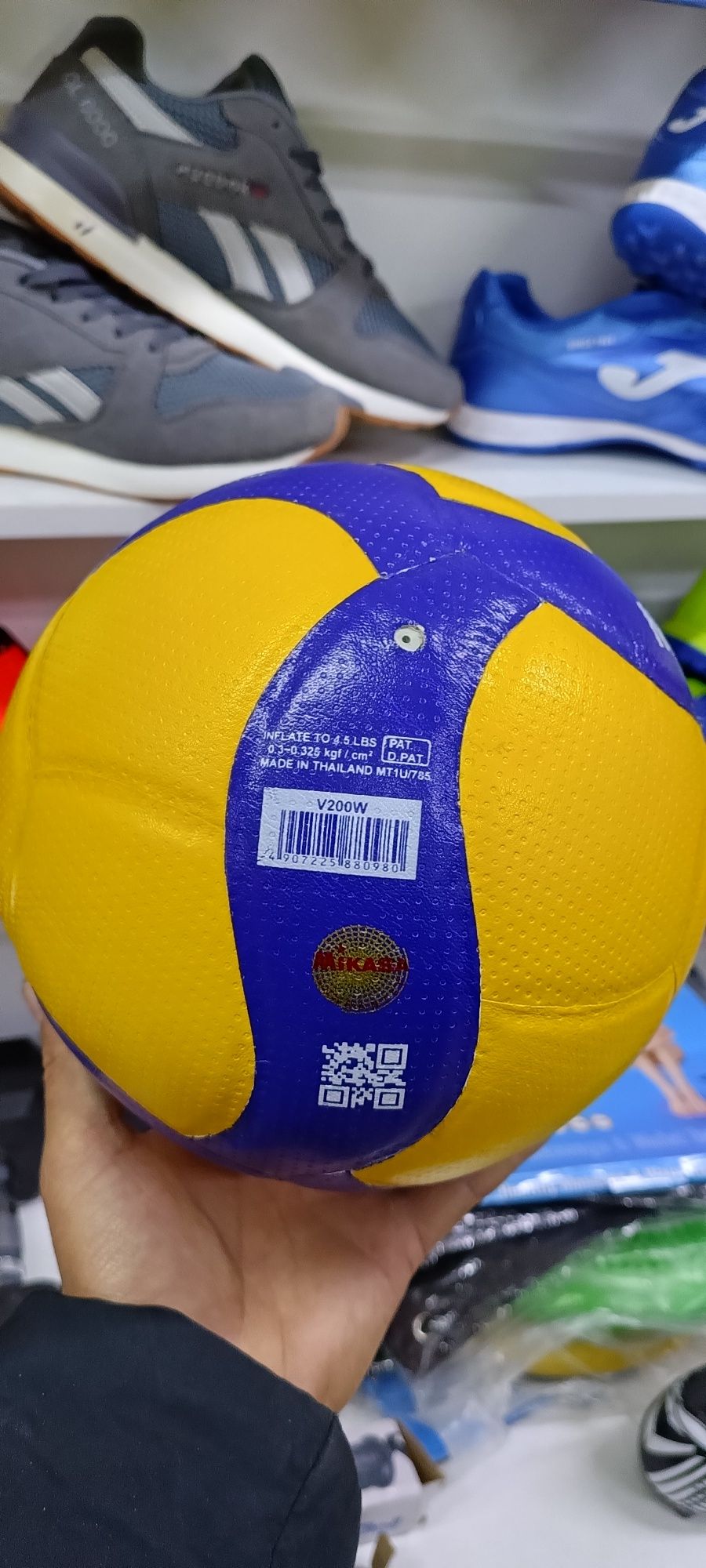 Спорт товары разные мячи от 1500 до 30000