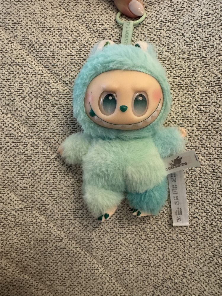 Labubu ключодържател