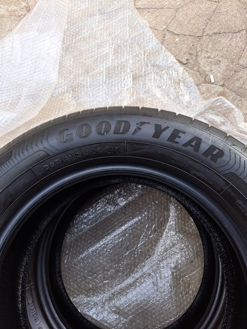 Летни гуми  185 /65 /15  Good year  Efficient  grip  перфектни