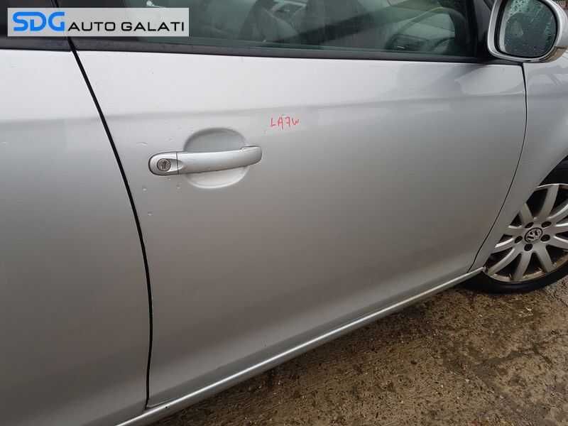 Usa Usi Portiera Portiere Fata Dreapta Dezechipata VW Golf 5 Break Variant Combi 2004 - 2008 Culoare LA7W