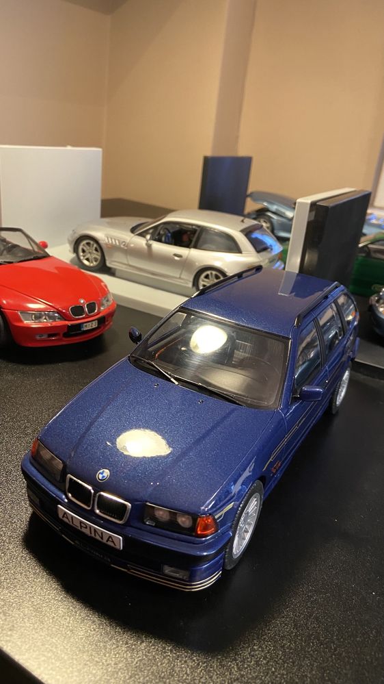 BMW e36 touring 1:18 модел 1/18