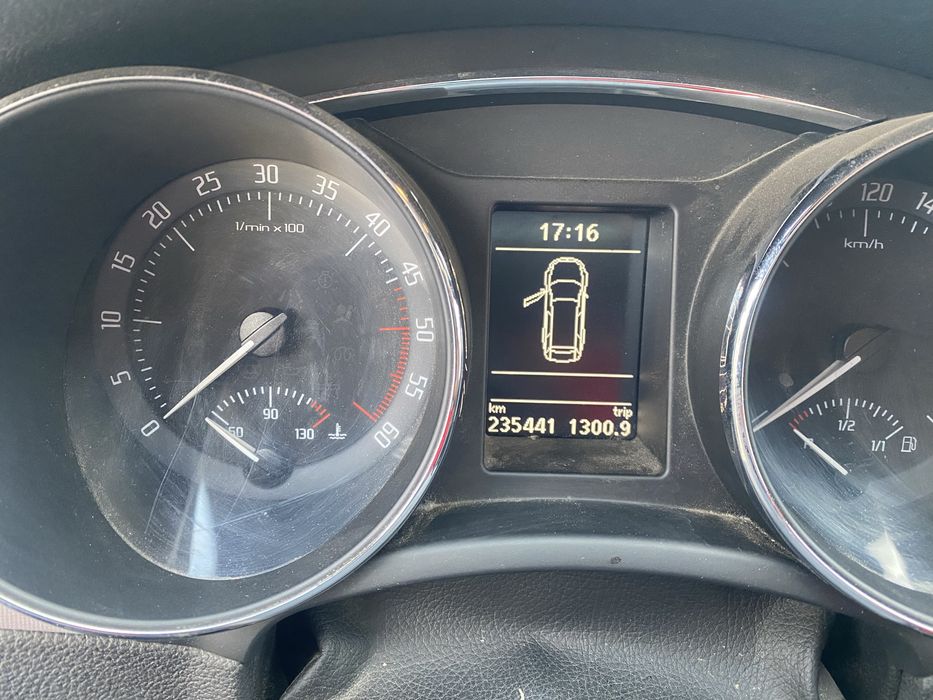 Skoda superb 2011 dsg 177 cai