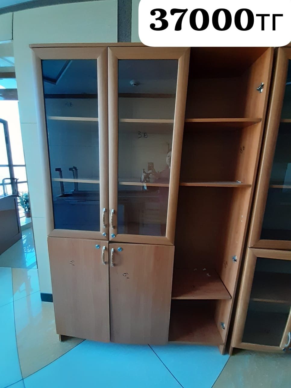 Продам универсальные шкафы,  отличного качества