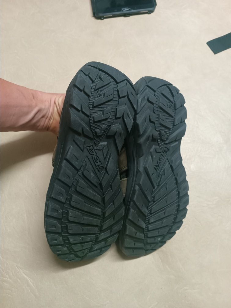 TEVA оригинални сандали обувки туристически 46 30 см