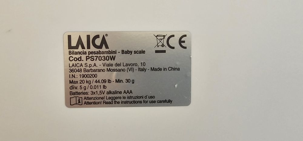 Бебешка електронна везна LAICA