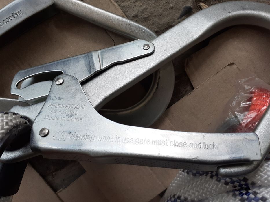 Snur de Absorbție a Șocurilor cu Brat Dublu-Carabinier cu Carlig