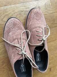 Чисто нови обувки естествен велур купени от Англия