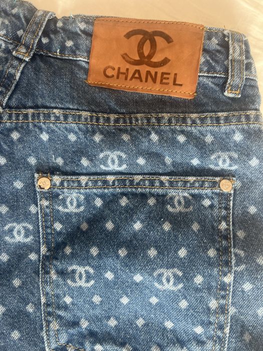 blugi chanel ,stil wide leg ,marime s,nu au fost purtati