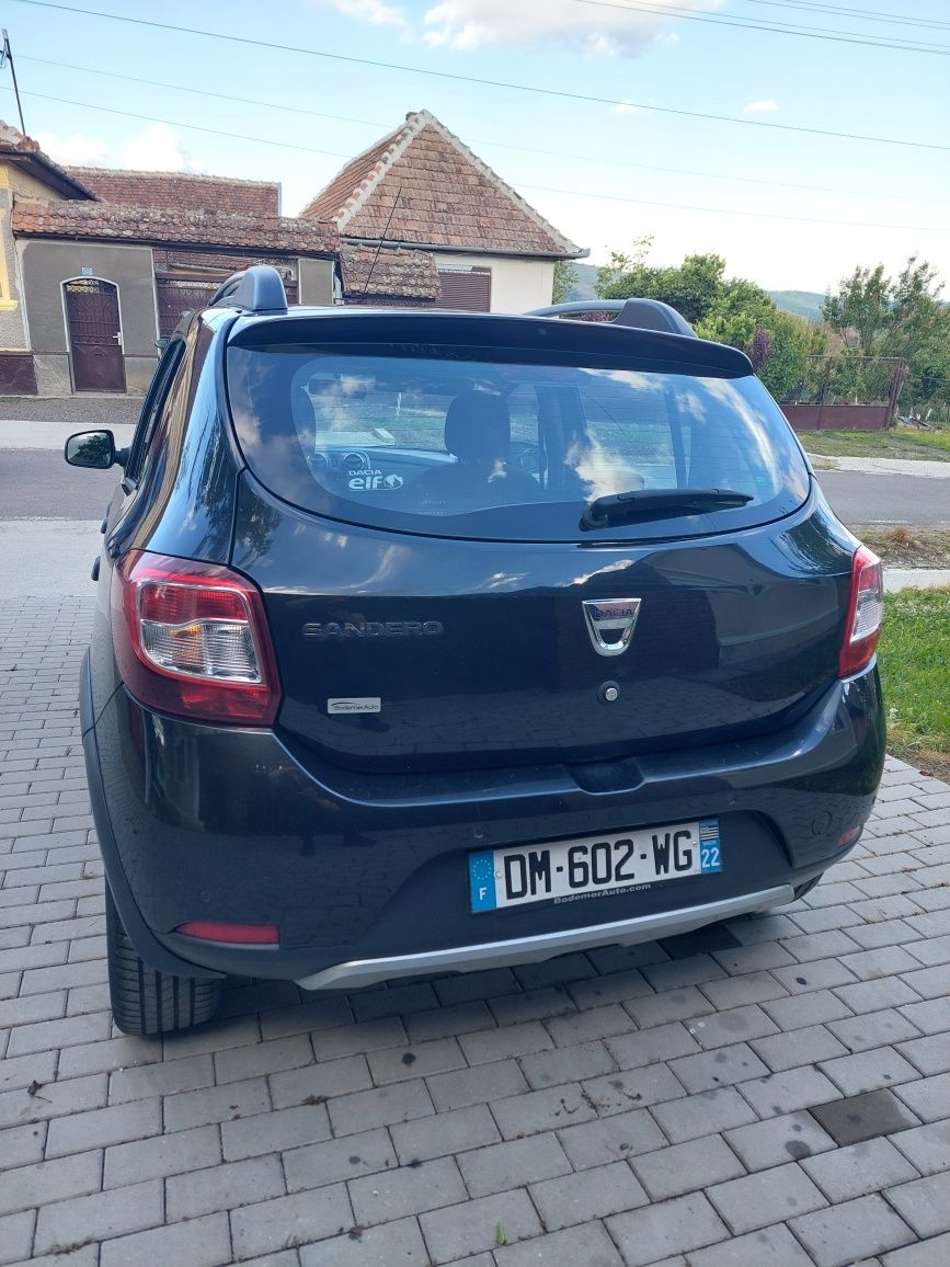 Dacia Sandero Stepway/ An 2014/ 1.5Diesel