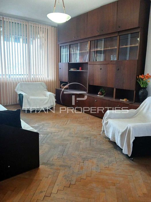 Продава се Многостаен апартамент в Пловдив, Кючук Париж - 135 кв.м за 574 €/кв.м - Снимка #3