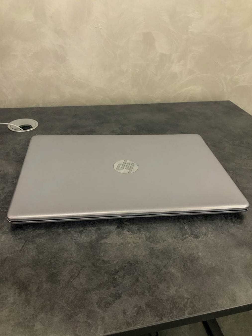 HP 250 G8 – Intel Core i5 | 8GB RAM | SSD + HDD |