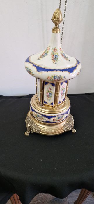 Cutie muzicala carusel portelan bronz