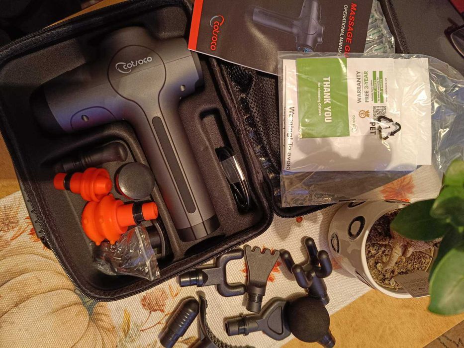 Масажен пистолет Cotsoco Massage Gun