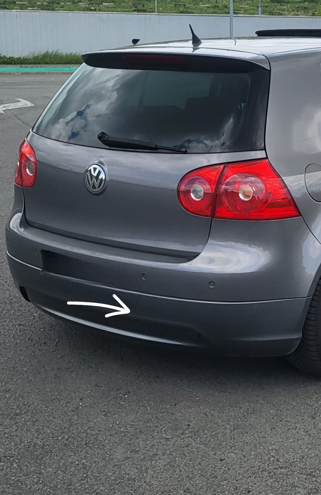 Parte bara spate  golf 5
