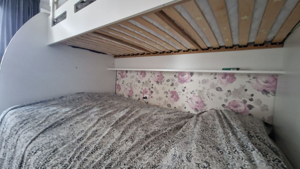 Pat supraetajat, doua paturi, 90x200, 120x200