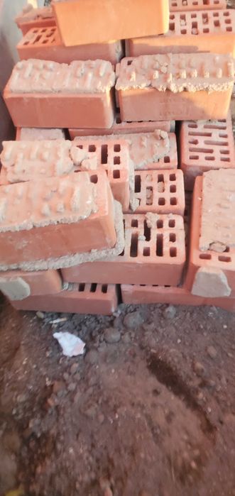 Облицовачный кирипич Б/У 50шт