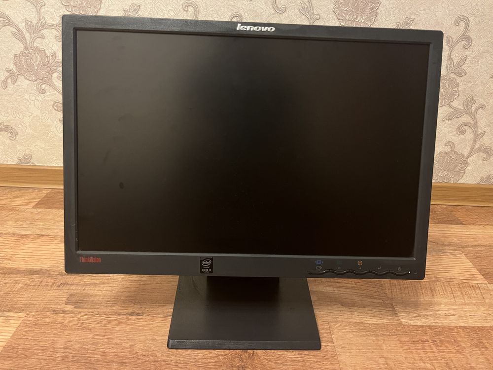 Монитор Lenovo 19”