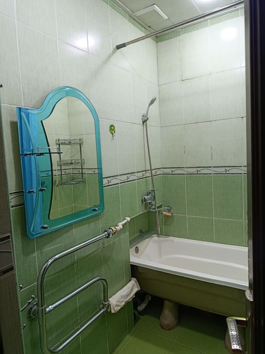 Продаётся своя 4/3/5 квартира