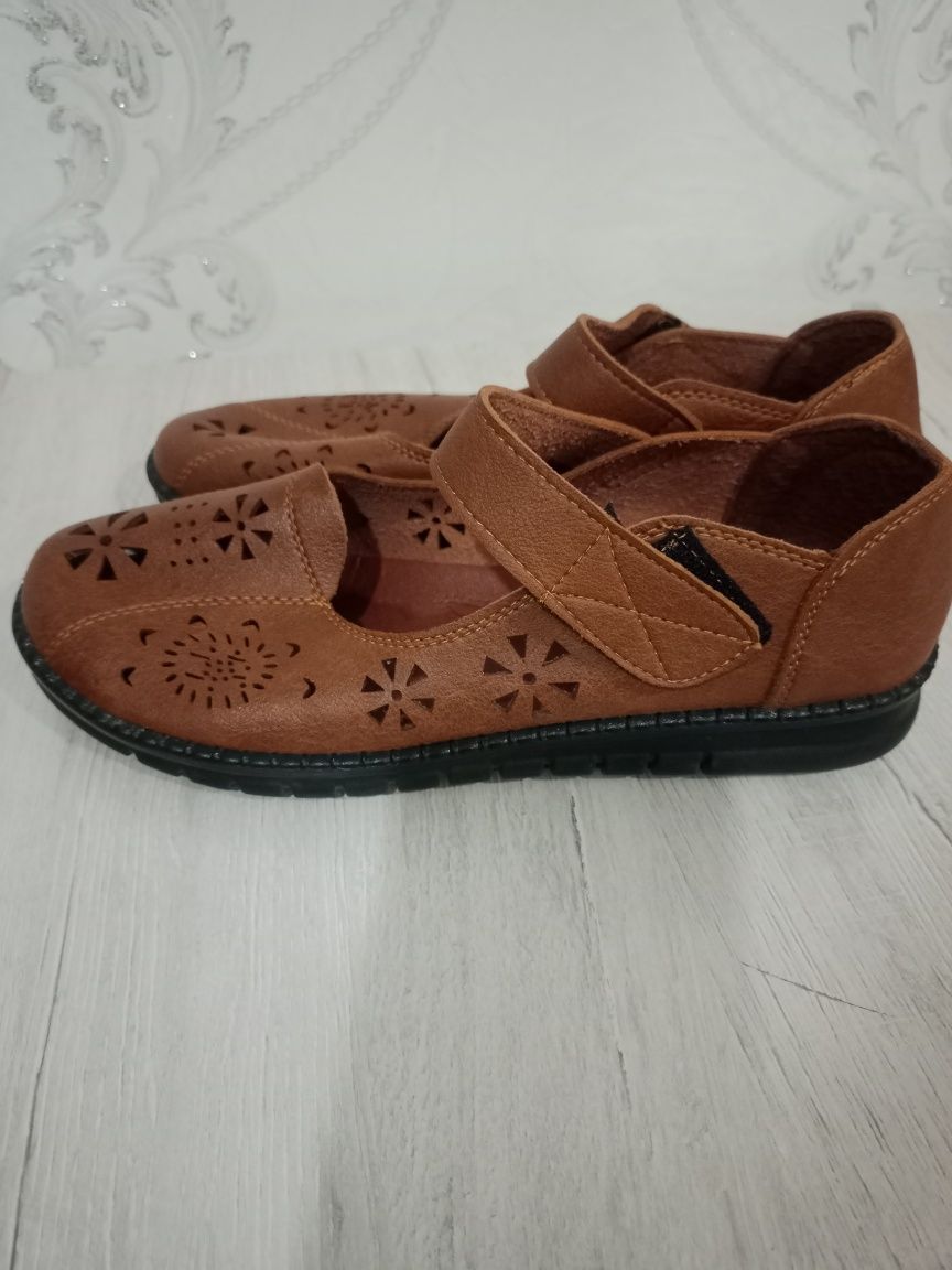 Мокасины новые, легкие, удобные