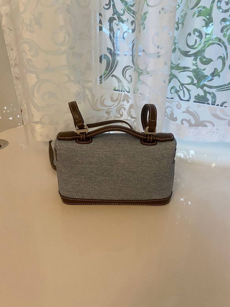 Сумка женская продам срочно