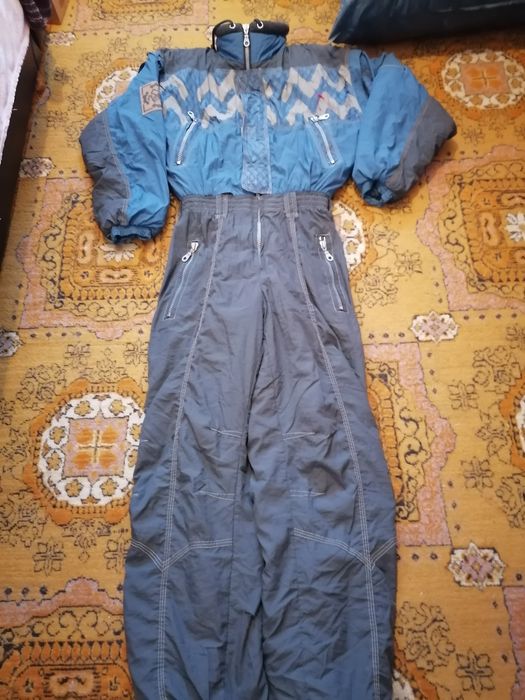 OFERTA : Salopetă ski (mărimea M)