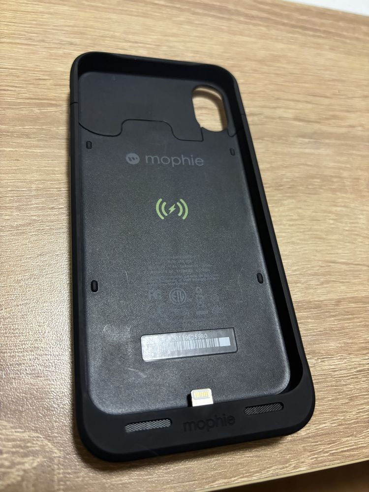 Продавам кейс за Iphone X