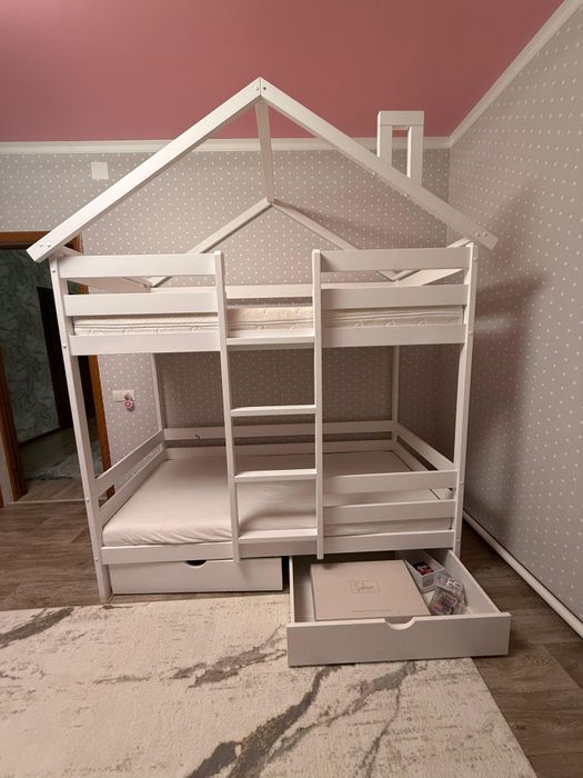 Төсек балаларға (Кровть 2 ярустный)