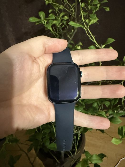Apple Watch 9 45 mm Aluminum LTE+GPS